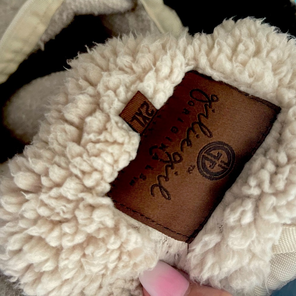 Fleece pullover